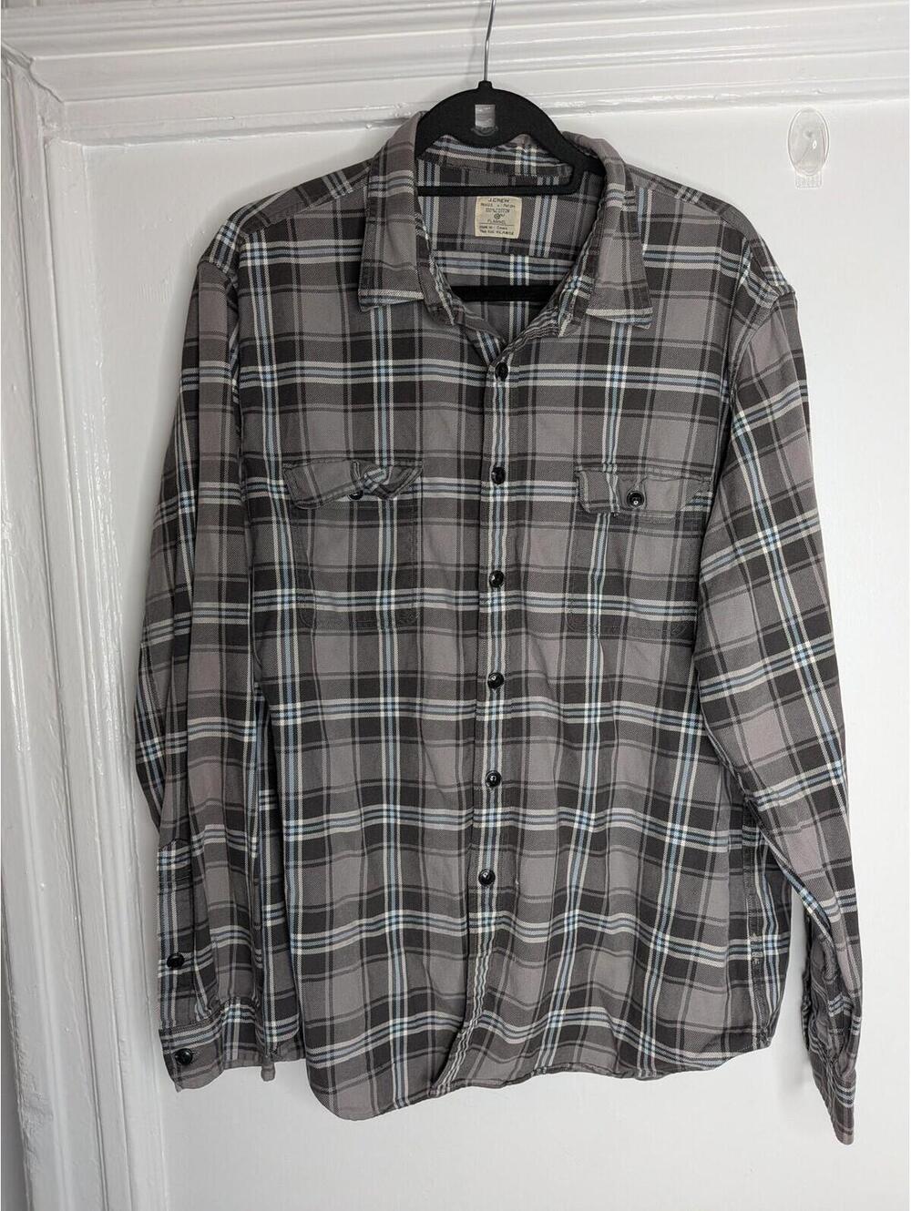 J.Crew Shirt Mens XL Gray Plaid Flannel Button Front Long Sleeve Pockets